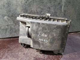 Volvo V70 Oro filtro dėžė 8626061