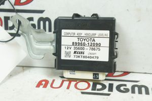 Toyota Auris 150 Sterownik / Moduł świateł LCM 8996012090