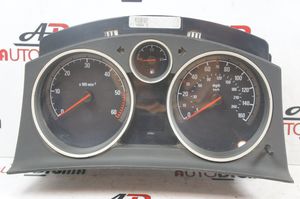 Opel Zafira B Compteur de vitesse tableau de bord 3024902E