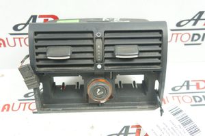 Audi A8 S8 D2 4D Griglia di ventilazione posteriore 4D0819203