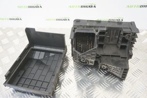 Volkswagen Scirocco Fuse box set 1K0937132