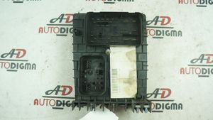 Volkswagen Caddy Fuse module 1K0937124K