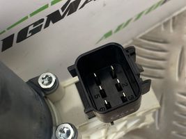 C42013104 Land Rover Range Rover Evoque L551 Front door window  