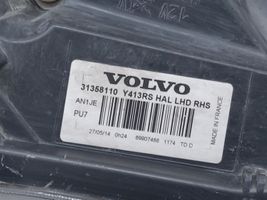 Volvo XC60 Lampa przednia 31358110