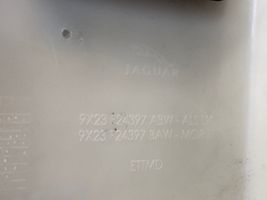 Jaguar XF B-pilarin verhoilu (yläosa) 9X23F24397