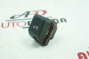 Audi RS7 C7 Przełącznik / Przycisk otwierania klapy bagażnika 4H0959831A