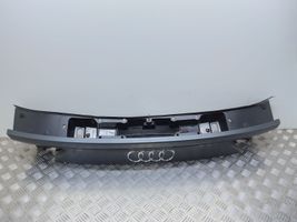 Audi RS7 C7 Poszycie / Tapicerka tylnej klapy bagażnika 4G8827086K