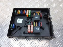 Skoda Yeti (5L) Set scatola dei fusibili 1K0937125