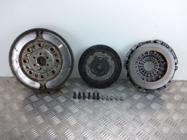 Opel Astra J Sankabos komplektas 55575959