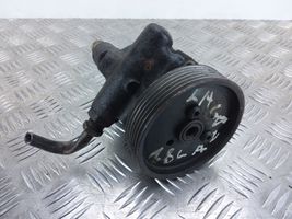 Renault Laguna I Power steering pump 26026915