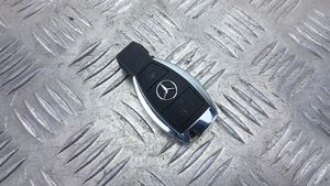 Mercedes-Benz A W176 Clé / carte de démarrage CCAB10LP3190T0