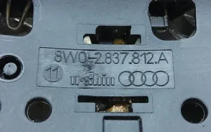 Audi A5 Klamka/wspornik zewnętrzny drzwi tylnych 8W02837812A