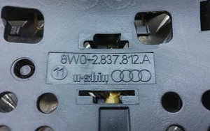 Audi A5 Klamka/wspornik zewnętrzny drzwi tylnych 8W02837812A