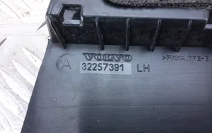 Volvo V60 Takaoven lista (muoto) 32257391