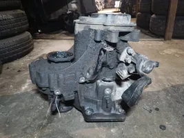 Volkswagen PASSAT B6 Manual 5 speed gearbox 02j301107c