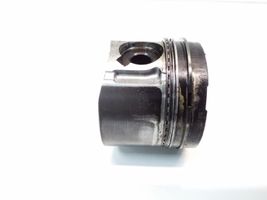 Opel Astra H Piston 