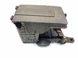 Volkswagen Golf VI Vassoio scatola della batteria 1K0915333