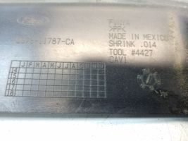 Ford Fusion II Moldura inferior del parachoques trasero DS7311787