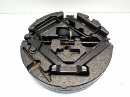 Opel Astra J Set di attrezzi 13323032