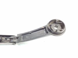 Ford Focus Front wiper blade arm 