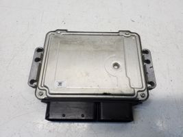 Hyundai ix35 Calculateur moteur ECU 0281019639