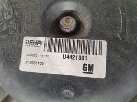 Opel Meriva B Osłona wentylatora chłodnicy W8216002