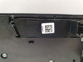 Opel Meriva B Panel radia 