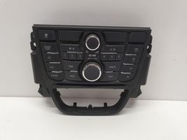 Opel Meriva B Panel radia 