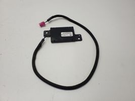 Chrysler Town & Country V Antenna GPS 