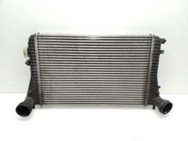 Volkswagen Tiguan Chłodnica powietrza doładowującego / Intercooler N6893002