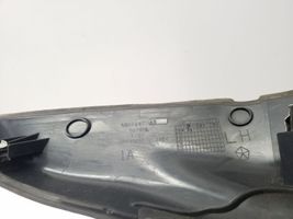 Chrysler Pacifica Rivestimento dell’estremità del parafango 93785L