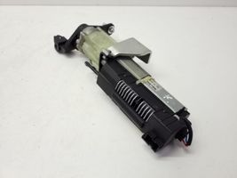 Audi Q7 4L Tailgate/trunk/boot lift motor 