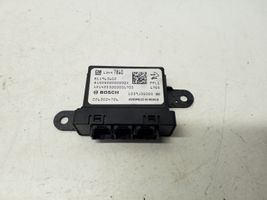 Opel Meriva B Centralina/modulo sensori di parcheggio PDC 13447860