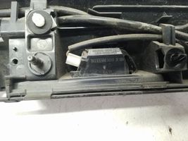 Nissan Juke I F15 Takaluukun rekisterikilven valon palkki 908681KR6A