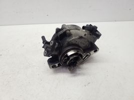 Ford Focus Pompe à vide 9804021880