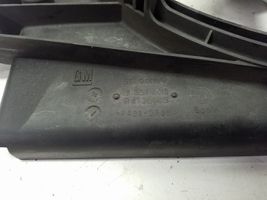Opel Meriva B Jäähdyttimen jäähdytinpuhaltimen suojus R3453003