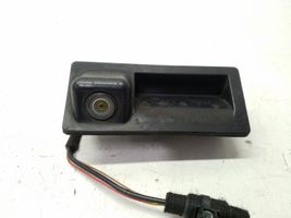 Volkswagen Tiguan Rear view/reversing camera 5N0827566