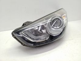 Hyundai ix35 Faro/fanale 921012Y