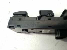 Hyundai ix35 Interruptor del elevalunas eléctrico 3834951310