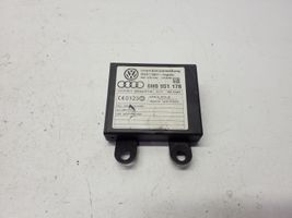 Audi A4 S4 B7 8E 8H Alarm control unit/module 8H0951178