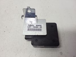 Ford C-MAX II GPS-pystyantenni CJ5T19H464AD