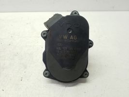 Volkswagen Golf VI Attuatore/motore della valvola del collettore di aspirazione 03L129086