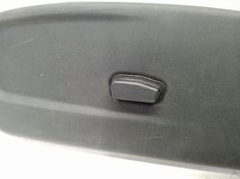 Dodge Challenger Seat trim L0239307