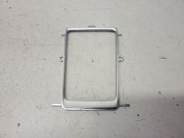 Volvo XC60 Rivestimento in plastica cornice della leva del cambio 31469972