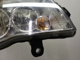 Chrysler Town & Country V Lampa przednia CH2503192C