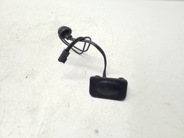 Opel Antara Tailgate opening switch 