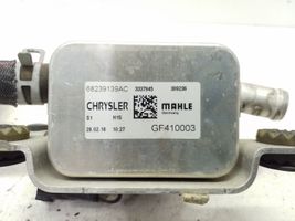 Chrysler Pacifica Sähköauton moottorin jäähdytin 68239139AC
