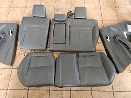 Ford Focus Sitze und Türverkleidungen komplett 