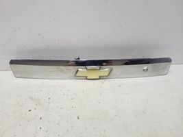Chevrolet Captiva Barra de luz de la matrícula/placa de la puerta del maletero 96830133