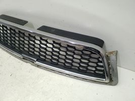 Chevrolet Captiva Grille calandre supérieure de pare-chocs avant 9694517